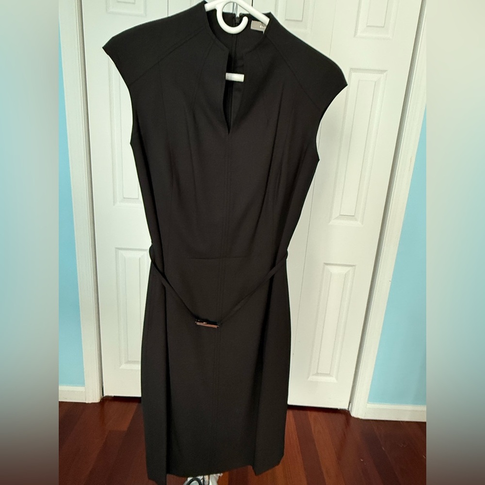 Ellen Tracy Black Belted Cap Sleeve Dress